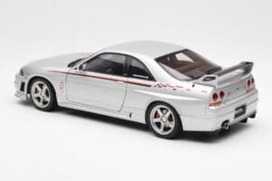 Nissan Skyline GT-R R33 R-Tune Zilver AUTOart 1:18 77326 Metaal — afbeelding 7 van 8