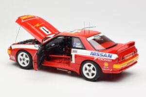 Nissan Skyline GT-R R32 #1 J. Richards / M. Skaife Bathurst 1000 Winner 1992 AUTOart 1:18 89279 Metaal — afbeelding 5 van 8