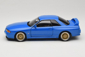 Nissan Skyline GT-R R32 V-Spec II Tuned Blauw AUTOart 1:18 77415 Metaal — afbeelding 4 van 8
