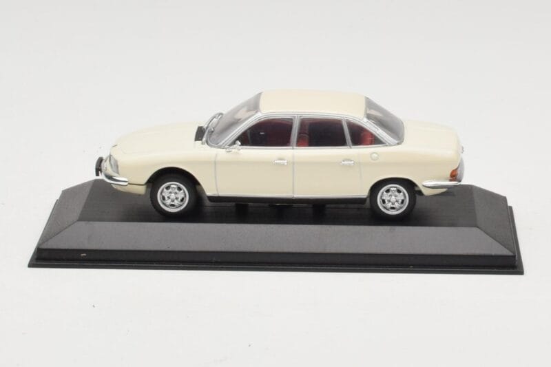 NSU Ro80 Wit Minichamps 1:43 NUS001 Metaal