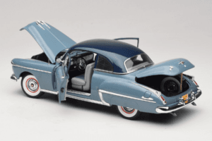 Oldsmobile 88 Blauw Grease Auto World 1:18 AWSS103/06 Metaal — afbeelding 5 van 8