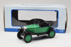 Opel 4 PS Laubfrosch Groen MCG 1:18 MCG18050 Metaal — afbeelding 6 van 6