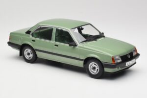 Opel Ascona C Metallic Light Green MCG 1:18 MCG18458 Metaal — afbeelding 4 van 6