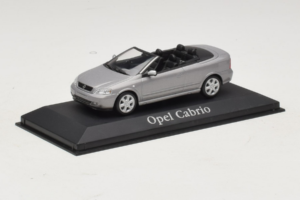 Opel Astra G Cabriolet Grey Metallic Minichamps 1:43 ASTRA001 Metaal — afbeelding 2 van 4