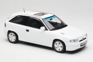 Opel Astra F GSi Blanc Casablanca Norev 1:18 183673 Metaal — afbeelding 4 van 6