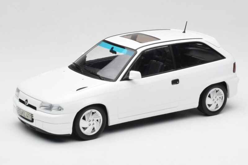 Opel Astra F GSi Blanc Casablanca Norev 1:18 183673 Metaal