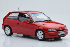 Opel Astra F GSi Rood Norev 1:18 183672 Metaal — afbeelding 4 van 6