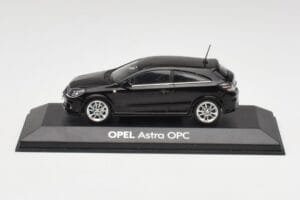 Opel Astra H OPC Zwart Minichamps 1:43 90399890 Metaal