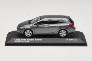 Opel Astra J Sports Tourer Minichamps 1:43 400049014 Metaal