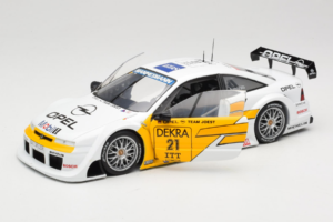 Opel Calibra V6 #21 N. Amorim DTM 1995 UT Models 1:18 180954221 Metaal — afbeelding 2 van 8