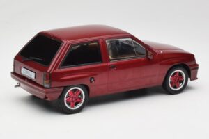Opel Corsa A Custom Rood MCG 1:18 MCG18433 Metaal — afbeelding 2 van 6