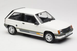 Opel Corsa A Sprint Wit MCG 1:18 MCG18432 Metaal — afbeelding 4 van 6
