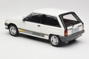 Opel Corsa A Sprint Wit MCG 1:18 MCG18432 Metaal — afbeelding 5 van 6