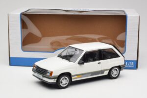 Opel Corsa A Sprint Wit MCG 1:18 MCG18432 Metaal — afbeelding 6 van 6