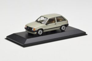 Opel Corsa A Swing Groen Minichamps 1:43 400045002 Metaal — afbeelding 2 van 4