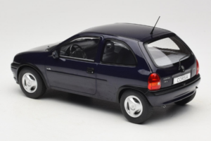 Opel Corsa B Dark Blue Metallic MCG 1:18 MCG18905 Metaal — afbeelding 5 van 6