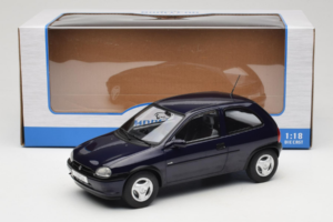 Opel Corsa B Dark Blue Metallic MCG 1:18 MCG18905 Metaal — afbeelding 6 van 6