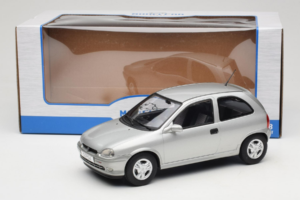 Opel Corsa B Grey Metallic MCG 1:18 MCG18515 Metaal — afbeelding 6 van 6