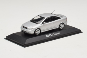 Opel Coupe Bertone Zilver Minichamps 1:43 B24910027 Metaal — afbeelding 2 van 4