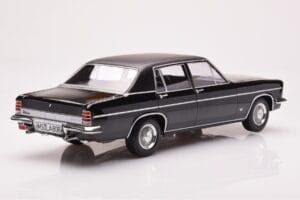 Opel Diplomat V8 Zwart Norev 1:18 183687 Metaal — afbeelding 2 van 6