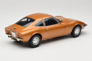 Opel GT Goud Minichamps 1:18 180049025 Metaal — afbeelding 3 van 8