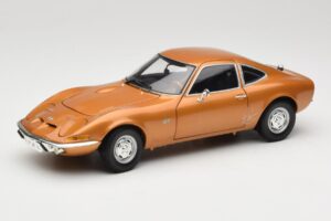 Opel GT Goud Minichamps 1:18 180049025 Metaal
