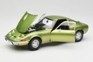 Opel GT Green Metallic Minichamps 1:18 180049029 Metaal — afbeelding 2 van 8