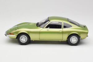 Opel GT Green Metallic Minichamps 1:18 180049029 Metaal — afbeelding 4 van 8