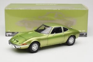 Opel GT Green Metallic Minichamps 1:18 180049029 Metaal — afbeelding 8 van 8