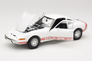 Opel GT Wit Minichamps 1:18 180049027 Metaal — afbeelding 2 van 8