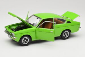 Opel Kadett C Coupe Groen Minichamps 1:18 180045620 Metaal — afbeelding 2 van 8