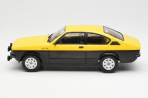 Opel Kadett C GT/E Zwart Geel MCG 1:18 MCG18190 Metaal — afbeelding 3 van 6