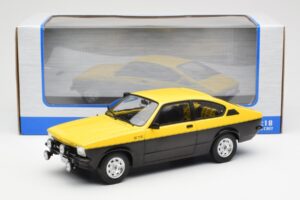 Opel Kadett C GT/E Zwart Geel MCG 1:18 MCG18190 Metaal — afbeelding 6 van 6
