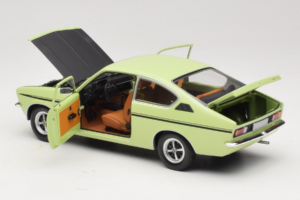 Opel Kadett C SR Groen Minichamps 1:18 180045625 Metaal — afbeelding 5 van 8