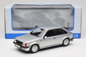 Opel Kadett D GTE Zilver MCG 1:18 MCG18533 Metaal — afbeelding 6 van 6