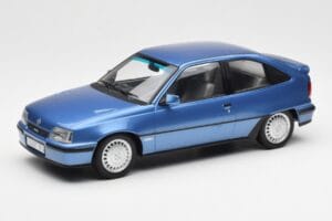 Opel Kadett E GSi Lichtblauw Metallic Norev 1:18 183615 Metaal