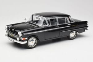 Opel Kapitan P1 Zwart Revell 1:18 08822 Metaal