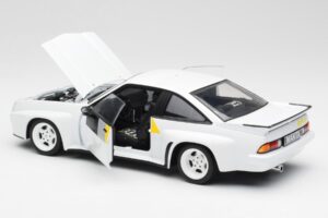 Opel Manta 400 Homologation Wit Revell 1:18 8819 Metaal — afbeelding 5 van 8