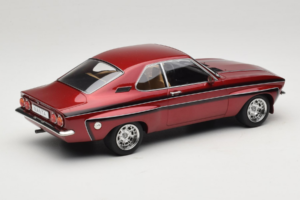 Opel Manta A Irmscher Metallic Red MCG 1:18 MCG18427 Metaal — afbeelding 2 van 6