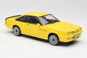 Opel Manta B GT/E Geel Revell 1:18 08421 Metaal — afbeelding 6 van 8