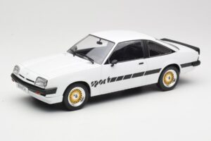 Opel Manta B Sport Wit MCG 1:18 MCG18237 Metaal