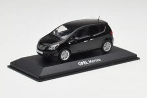 Opel Meriva B Zwart Minichamps 1:43 400040005 Metaal — afbeelding 2 van 4