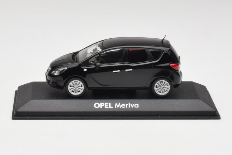 Opel Meriva B Zwart Minichamps 1:43 400040005 Metaal