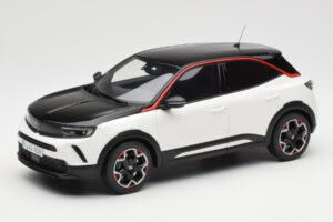 Opel Mokka-E GS Line Jada Wit Otto 1:18 OT1045 Hars