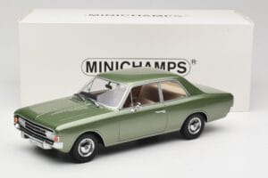 Opel Rekord C Green Metallic Minichamps 1:18 107047000 Hars — afbeelding 6 van 6