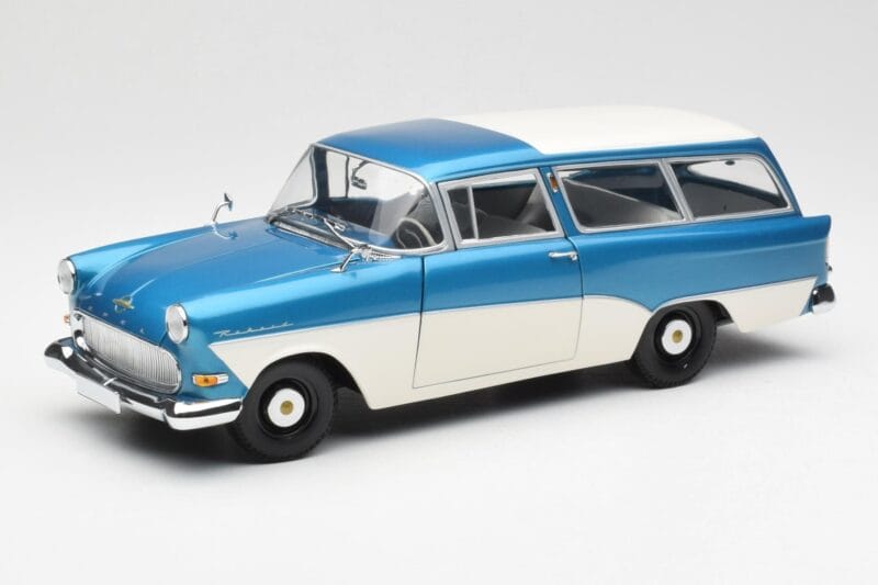 Opel Rekord P1 Caravan Blauw Metallic Minichamps 1:18 180043210 Metaal