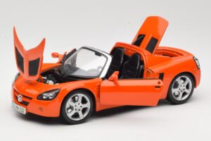 Opel Speedster Oranje Maisto 1:18 31615 Metaal — afbeelding 2 van 8