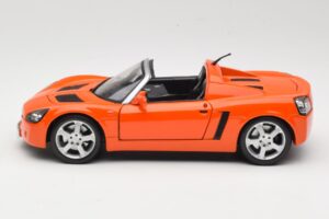 Opel Speedster Oranje Maisto 1:18 31615 Metaal — afbeelding 4 van 8