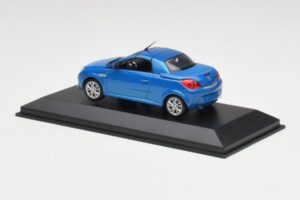 Opel Tigra Twin Top Blauw Minichamps 1:43 919084 Metaal — afbeelding 3 van 4