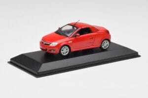 Opel Tigra TwinTop Magma Rood Minichamps 1:43 B24910027T Metaal — afbeelding 2 van 4